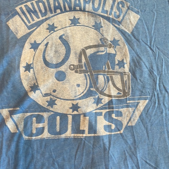 Indianapolis Colts Junk Food T-Shirt - Picture 2 of 4